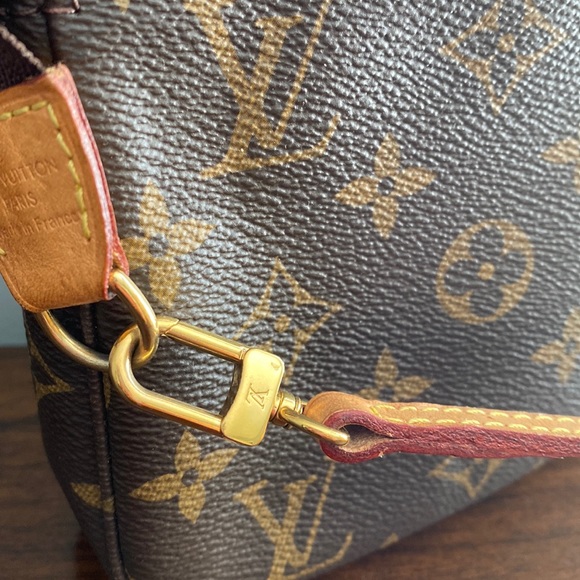 Louis Vuitton Handbags - Louis Vuitton pochette with : cross body strap which is normally 295 by itself